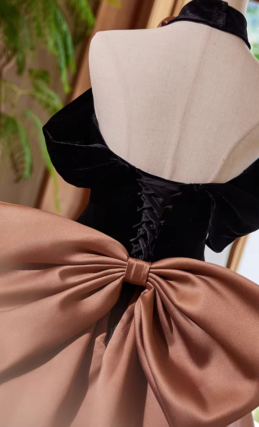 Luxury A-Line Off-Shoulder Sweet 16th Dresses Bow Velvet Satin Prom Dress AP5356