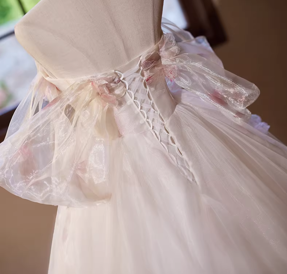 Adorable Off-Shoulder A-Line Layered Tulle Sweet 16th Dresses Appliques Sequins Prom Dress AP5384