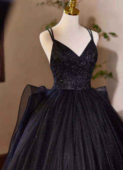 Gothic-Style A-Line Spaghetti Strap Black Tulle Evening Gowns Sequins Appliques Prom Dress AP5385