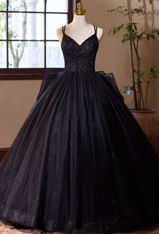 Gothic-Style A-Line Spaghetti Strap Black Tulle Evening Gowns Sequins Appliques Prom Dress AP5385