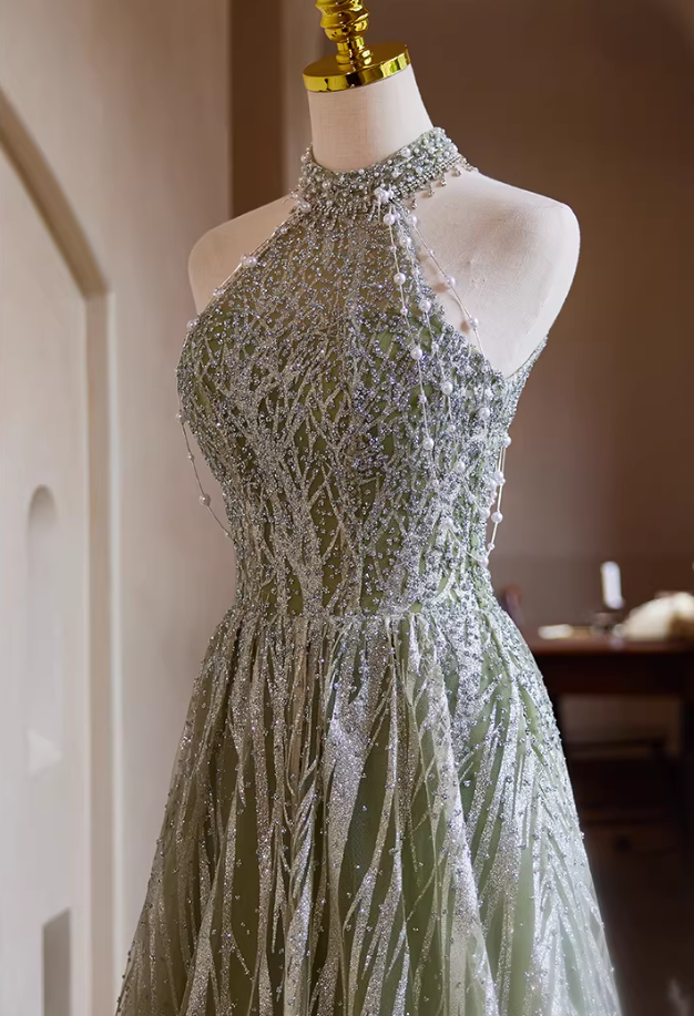 Victorian-Inspired Halter Neck A-Line Cutout Sweet 16 Gowns Sequins Beading Green Prom Dress AP5426