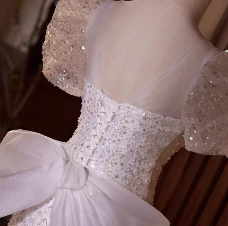Chic V Neck 3D Floral Mermaid Bridal Gowns Short Sleeve Bow Sequins Beads Tulle Wedding Dress AP5433