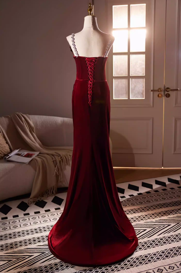 Dreamy Crystals Spaghetti Straps Draped Mermaid Evening Dresses 3D Appliques Red Velvet Prom Dress AP5525
