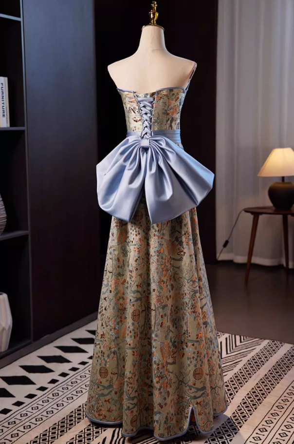 Retro Strapless A-Line Slit Hem Sweet 16th Gowns Embroidery Bow Prom Dress AP5553