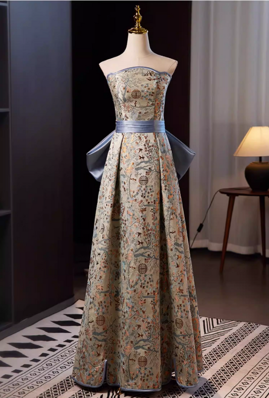 Retro Strapless A-Line Slit Hem Sweet 16th Gowns Embroidery Bow Prom Dress AP5553