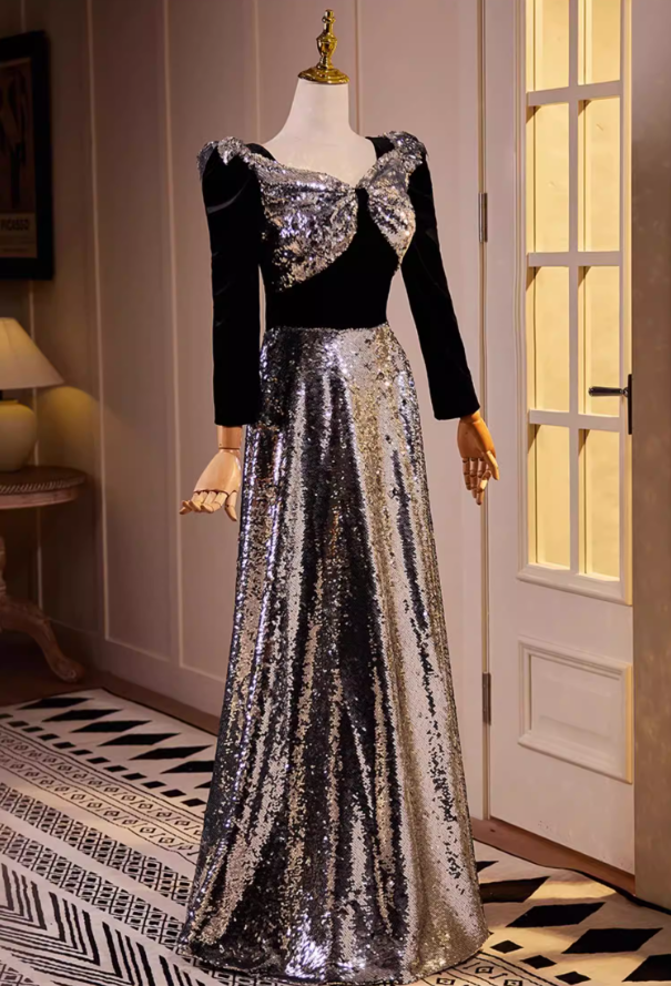 Hot Girls Sweetheart Neck A-Line Black Velvet Sweet 16th Dresses Long Sleeve Silver Sequins Prom Dress AP5561