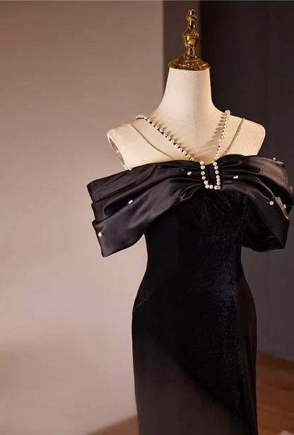 Gothic-Style Off-Shoulder Mermaid Sweet 16th Dresses Pearls Black Prom Dress AP5564