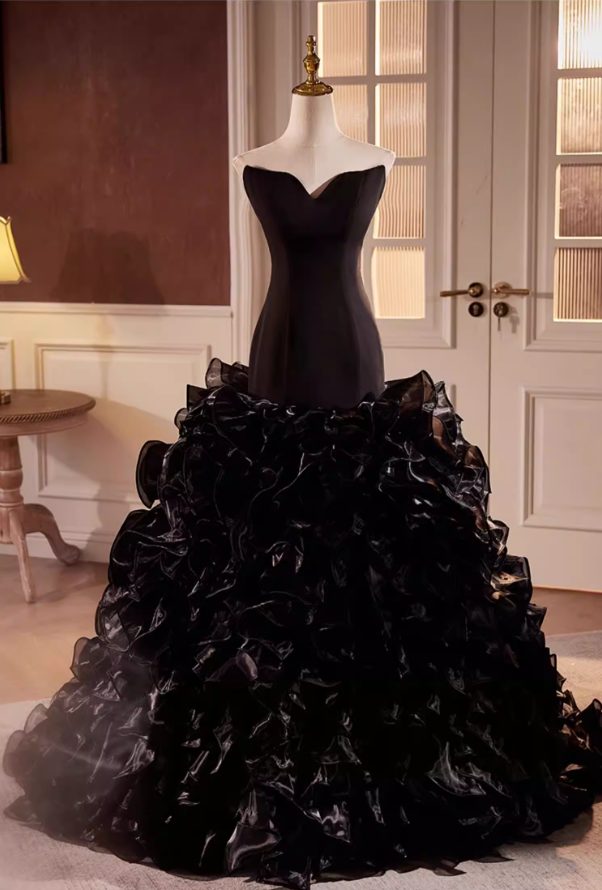 Romantic Strapless Long Evening Mermaid Dress Ruffles Tulle Black Prom Dress AP5594