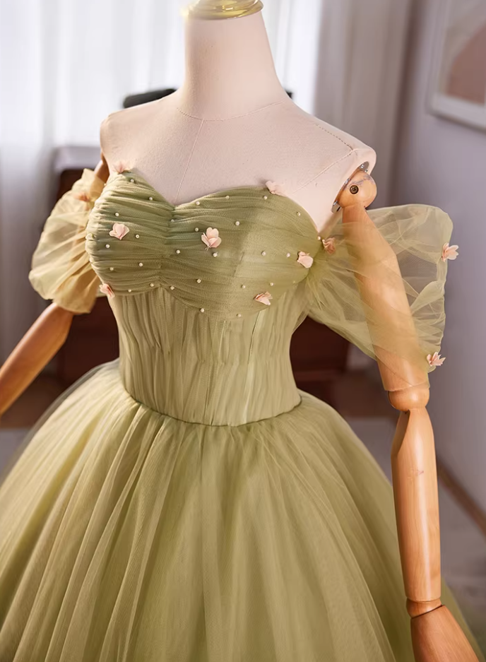 Chic A-Line Off-Shoulder Layered Tulle Sweet 16th Dresses Appliques Beads Prom Dress AP5597