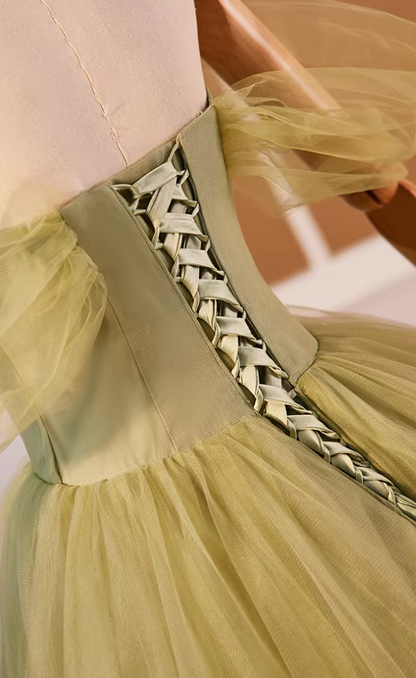 Chic A-Line Off-Shoulder Layered Tulle Sweet 16th Dresses Appliques Beads Prom Dress AP5597