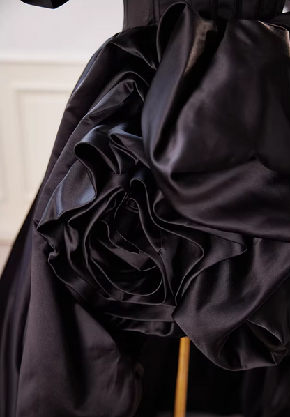 Gothic-Style A-Line Black Satin Square Neck Birthday Dress Pearls Handmade Flowers Puff Short Sleeve Homecoming Dress AP5606