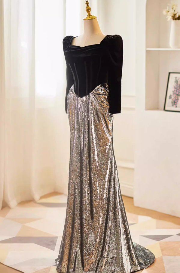 Dreamy Long Sleeve Square Neck Evening Mermaid Dress Black Velvet Silver Sequins Prom Dress AP5611