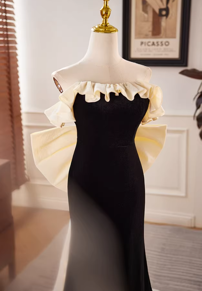 Fitted Strapless Black Long Evening Mermaid Dress Bow Train Ruffles Prom Dress AP5637