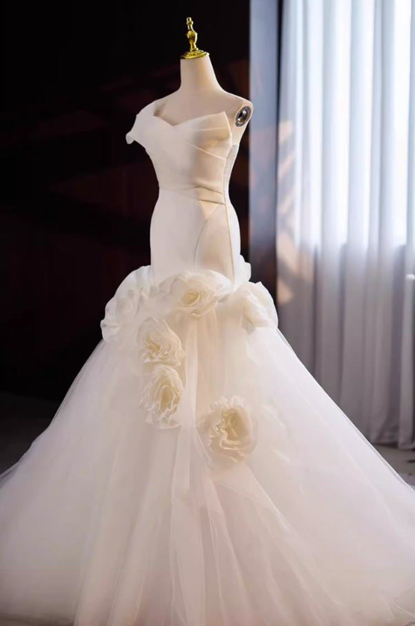 Attractive Strapless Mermaid Bridal Gowns Handmade Flowers Layered Tulle Wedding Dress AP5641