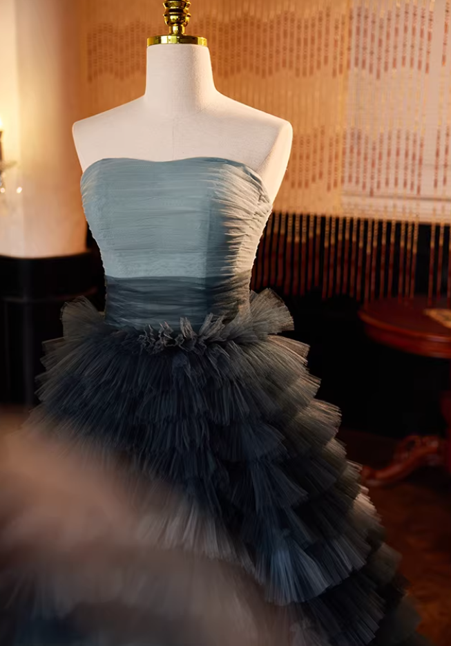 Elegant Strapless A-Line Tiered Sweet 16th Gowns Ruffles Tulle Prom Dress AP5690