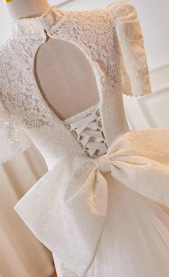Pretty A-Line High Collar Bridal Gowns Bow Train Short Sleeve Lace Pearls Wedding Dress AP5729