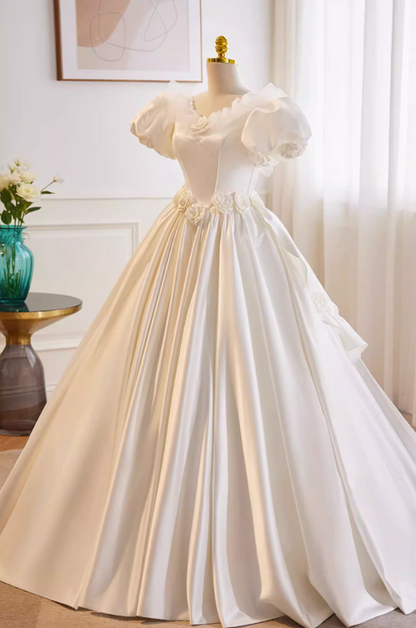 Fancy A-Line V Neck Bridal Gowns Appliques Ruffled Lace Puff Short Sleeve Satin Wedding Dress AP5730
