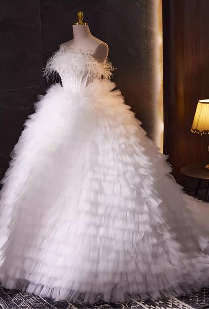Fairy Strapless A-Line Bridal Gowns Tiered Tulle Feather Pearls Wedding Dress AP5738