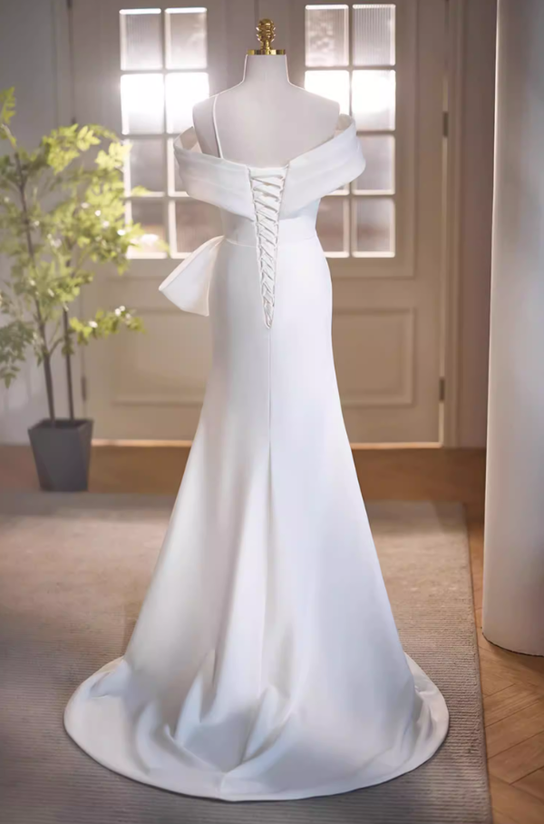 Refined Off-Shoulder Mermaid Bridal Gowns Satin High-Slit Wedding Dress AP5739