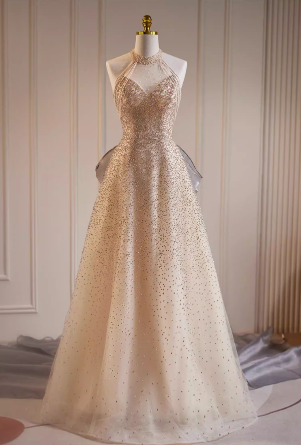 Unique Halter Neck A-Line Sweet 16 Gowns Beading Sequins Bow Train Prom Dress AP5782