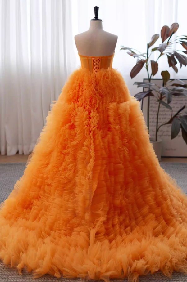 Appealing Strapless A-Line Sweet 16th Gowns Ruffles Tulle High-Slit Prom Dress AP5823