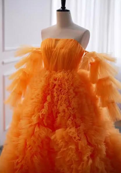 Appealing Strapless A-Line Sweet 16th Gowns Ruffles Tulle High-Slit Prom Dress AP5823