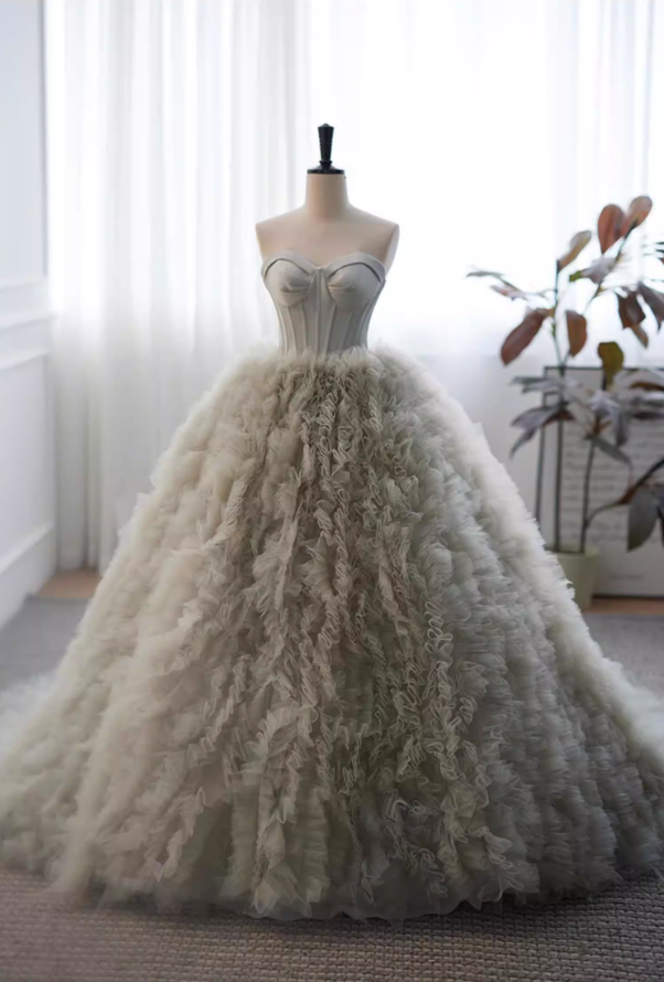 Fascinating Sweetheart Neck A-Line Gray Sweet 16th Gowns Ruffled Tulle Prom Dress AP5824