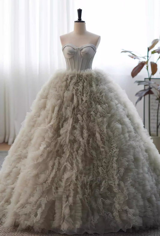 Fascinating Sweetheart Neck A-Line Gray Sweet 16th Gowns Ruffled Tulle Prom Dress AP5824