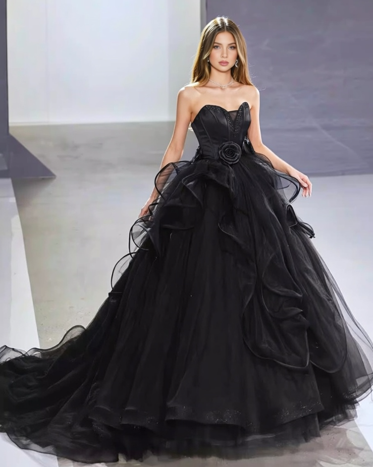 Maximalism Strapless A-Line Ruffles Tulle Sweet 16th Gowns Beads Handmade Flowers Black Prom Dress AP5887