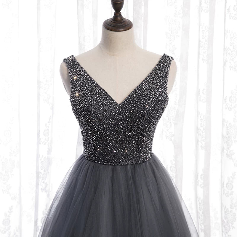 Vintage V Neck A-Line Sweet 16th Gowns Sequins Layered Tulle Prom Dress AP5931