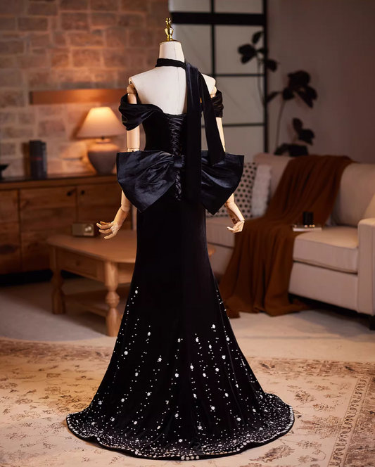 Unique Off-Shoulder Black Mermaid Sweet 16th Dresses Bow Beads Appliques Prom Dress AP5943