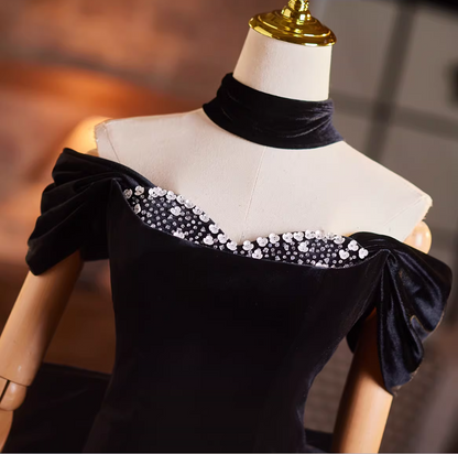 Unique Off-Shoulder Black Mermaid Sweet 16th Dresses Bow Beads Appliques Prom Dress AP5943
