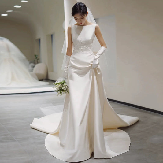 French Style Jewel Neck Wedding Dress With Veil Appliques A-Line Bridal Dress With Train AP7012