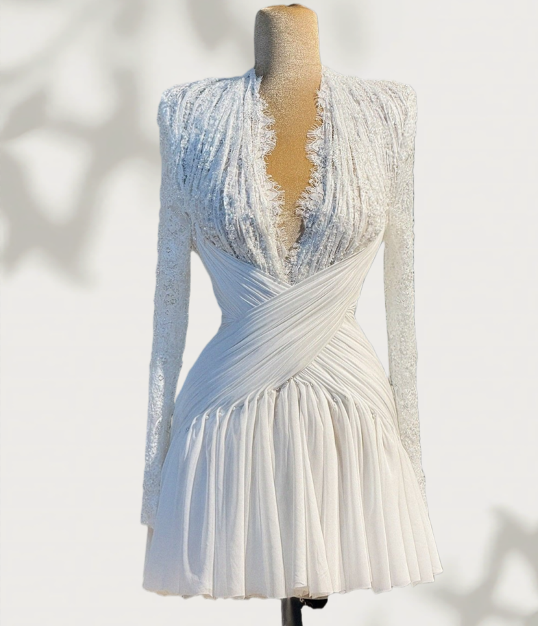 Fresh V Neck A-Line Backless Birthday Gowns Long Sleeve Sequins White Homecoming Dress AP6072