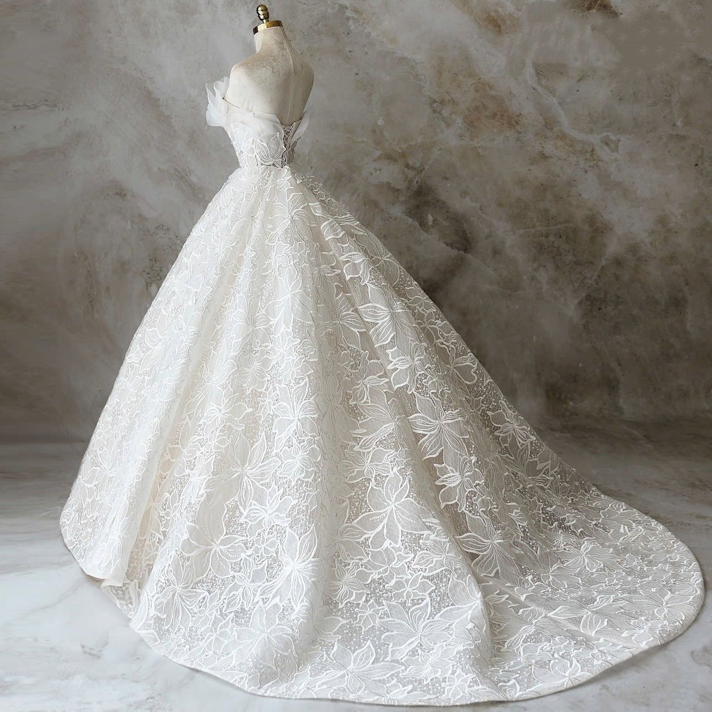 Sleek Strapless A-Line Bridal Gowns Appliques White Ruffles Wedding Dress AP6076