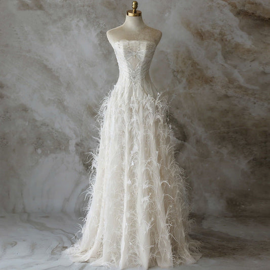 Dainty Strapless A-Line Bridal Gowns Sequins Feather White Lace Wedding Dress AP6077