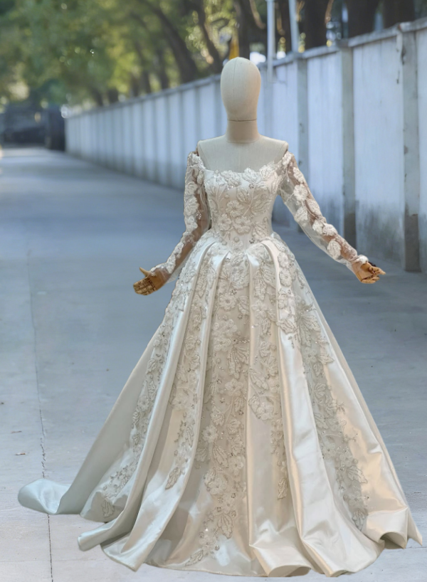 Unique A-Line Off-Shoulder Bridal Gowns Appliques Sequins Long Sleeve Wedding Dress AP6104