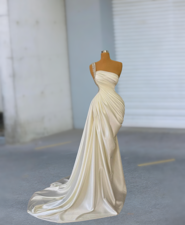 Sparkly One Shoulder Sheath Bridal Dresses Gathered Satin Beading Wedding Dress AP6112