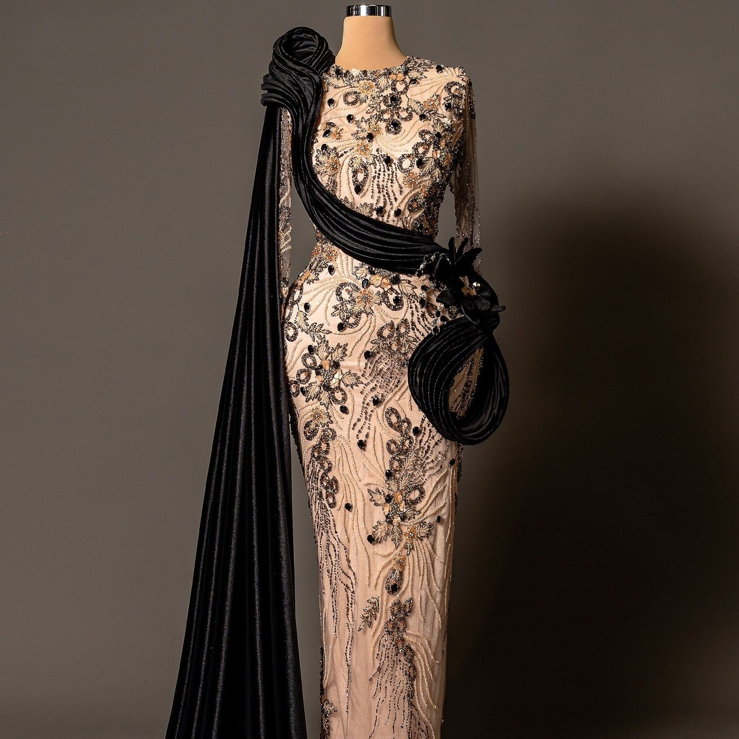 Ethereal Jewel Neck Sheath Evening Dress Long Sleeve Handmade Flowers Beading Crystals Prom Dress AP6179