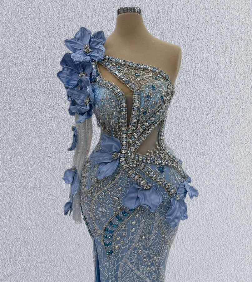 Fashionable One Shoulder Slit Mermaid Evening Dresses Crystals Beading Handmade Flowers Long Sleeve Prom Dress AP6274