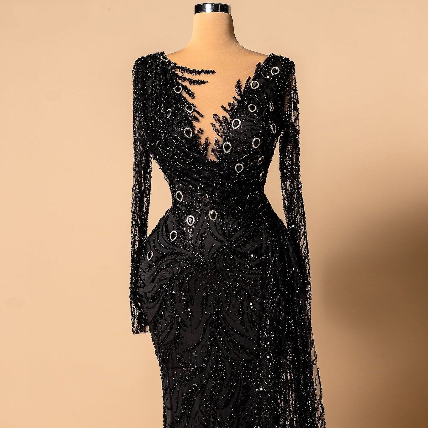 Gothic Style Illusion Neck Sheer Long Sleeve Mermaid Evening Dresses Black Crystals Sequins Prom Dress AP6283
