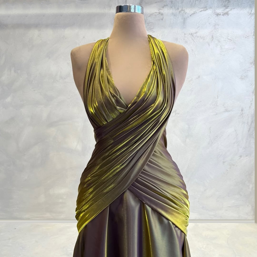 Dainty Halter Neck A-Line Evening Gowns Pleated Satin Prom Dress AP6020