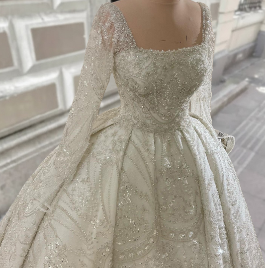 Novelty Square Neck Long Sleeve Bridal Gowns A-Line Sequins Beads Wedding Dress AP6345