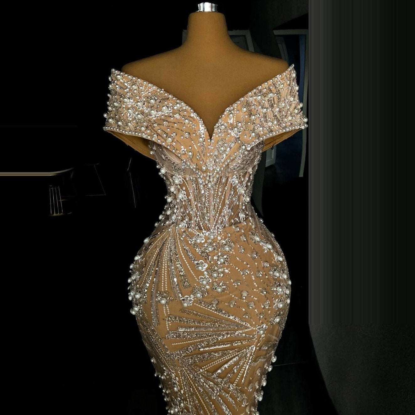 Playful Off-Shoulder Sheath Evening Dresses Pearls Sequins Prom Dress AP6353