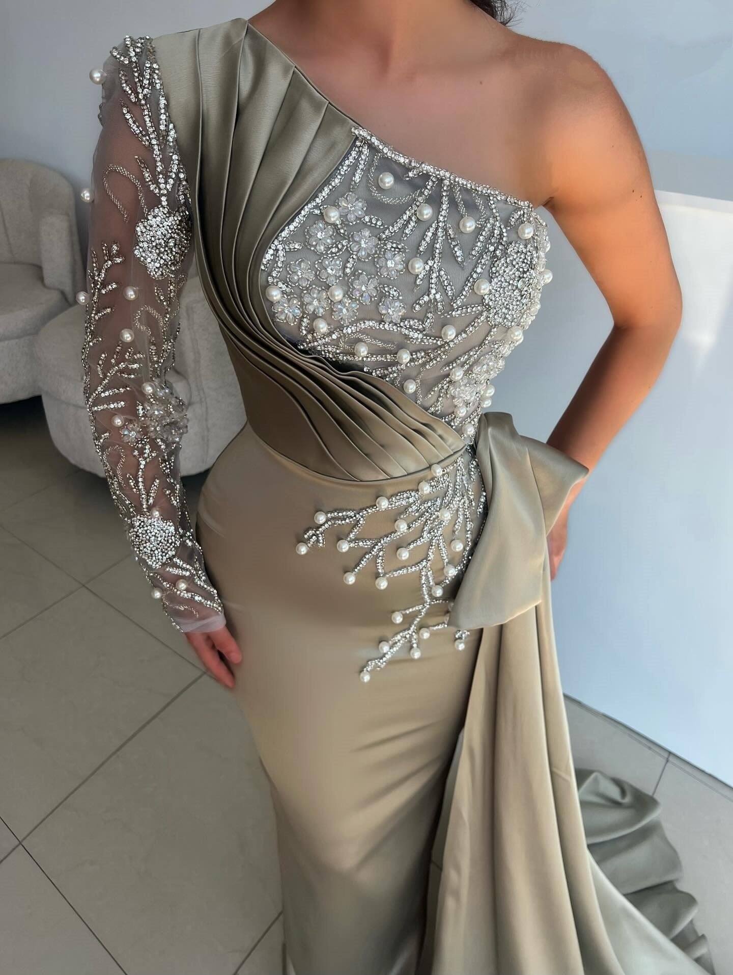 Appealing One Shoulder Sheath Evening Dress Sequins Beads Long Sleeve Prom Dress AP6386