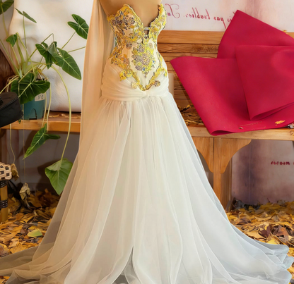 Fresh Strapless A-Line Bridal Gowns Appliques Wedding Dress AP6393