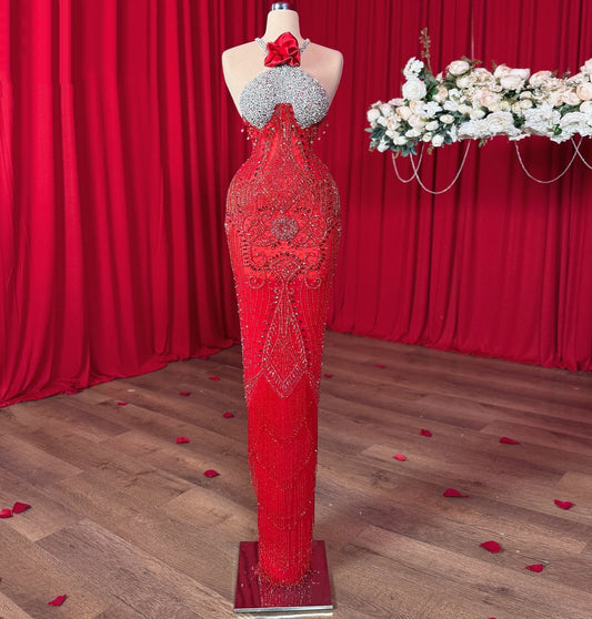 Sleek Sheath Sequins Crystals Evening Gowns Halter Neck Beading Prom Dress AP6394