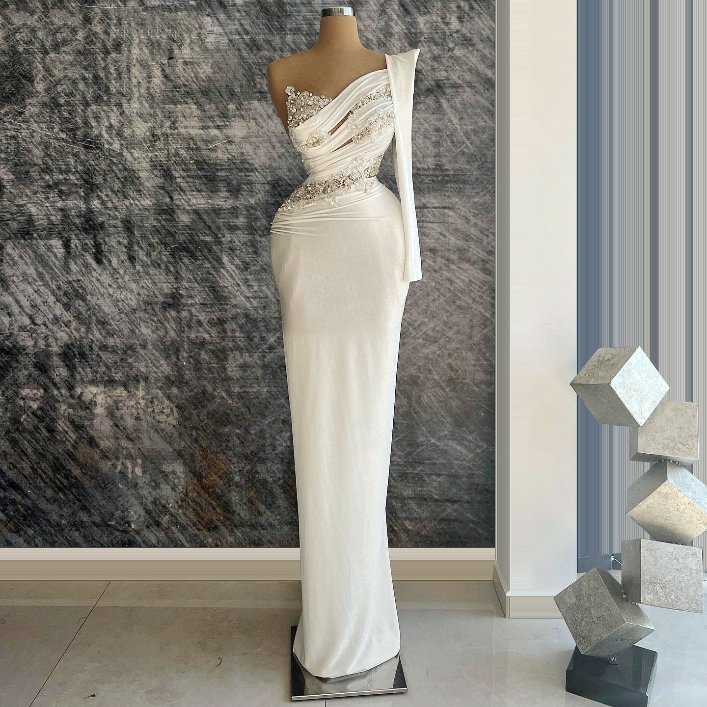 Vogue One Shoulder Long Sleeve White Evening Dress Sheath Sequins Crystals Prom Dress AP6438