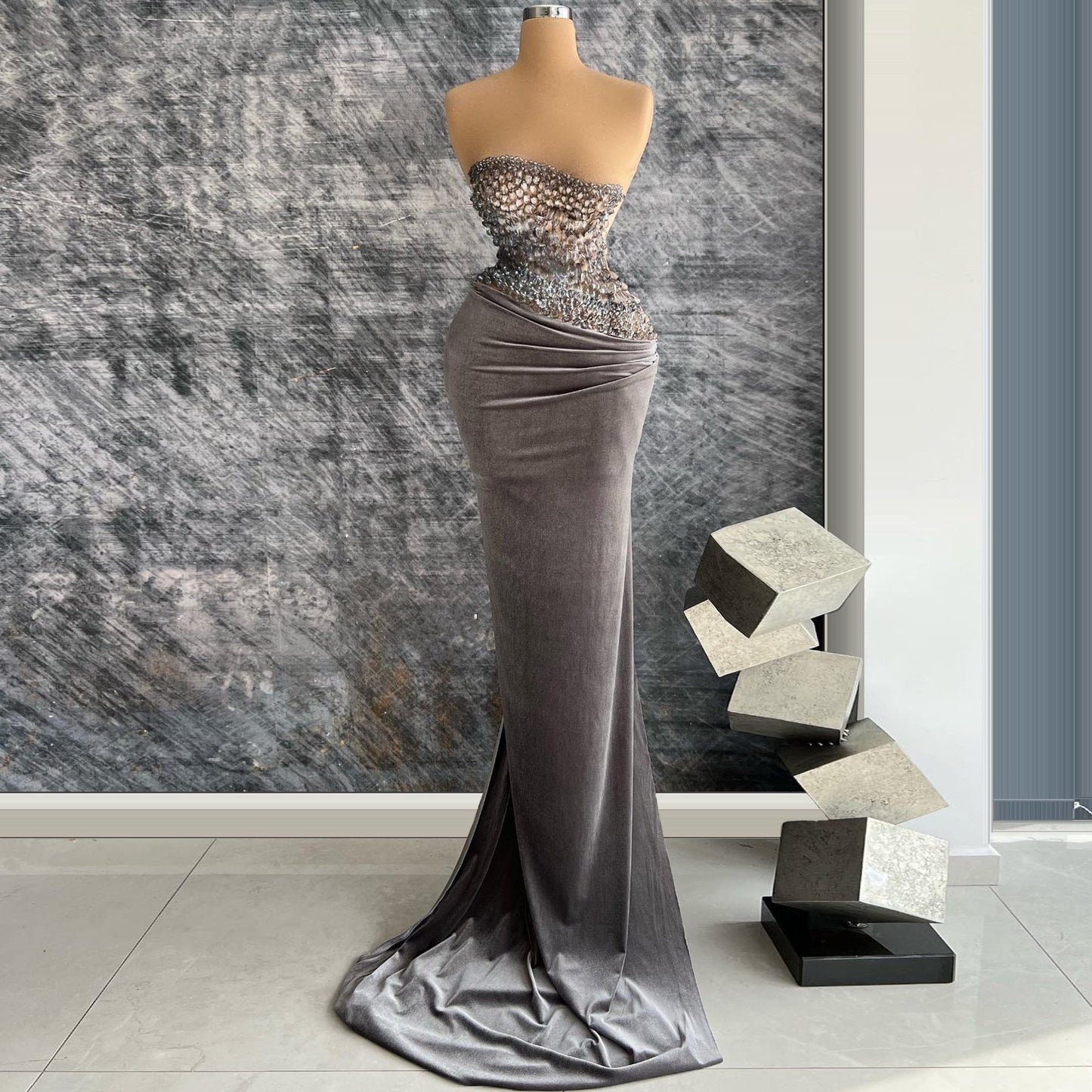 Pretty Sheath Evening Dresses Strapless Crystals Prom Dress AP6441