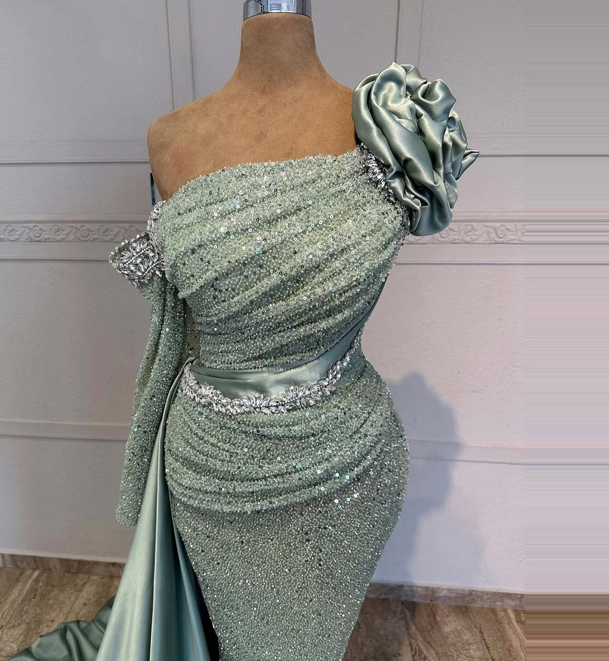 Wonderful One Shoulder Handmade Flowers Long Sleeve Evening Dress Sheath Sequins Beading Prom Dress AP6472